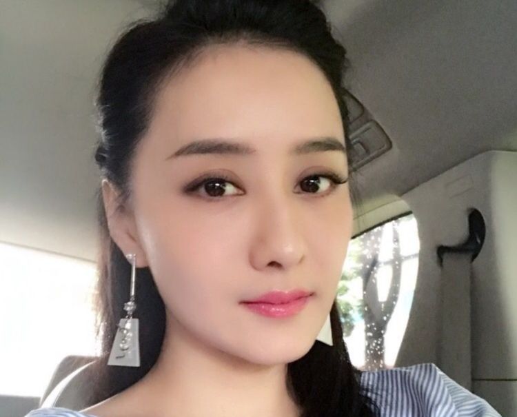 伴随婚姻结束,陈德容的豪门生活也落幕,有无第三者成关注问题