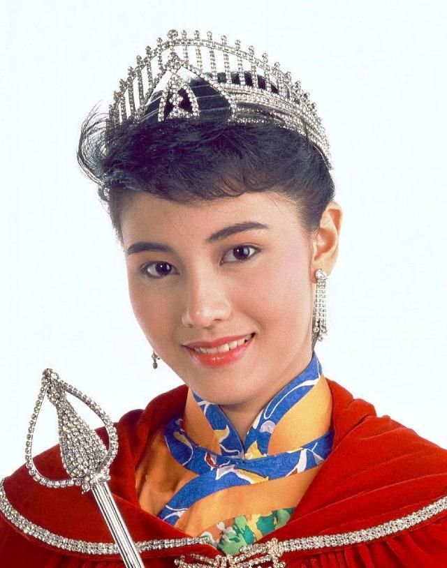 看完这组港姐老照片终于知道为何李嘉欣是最美港姐了