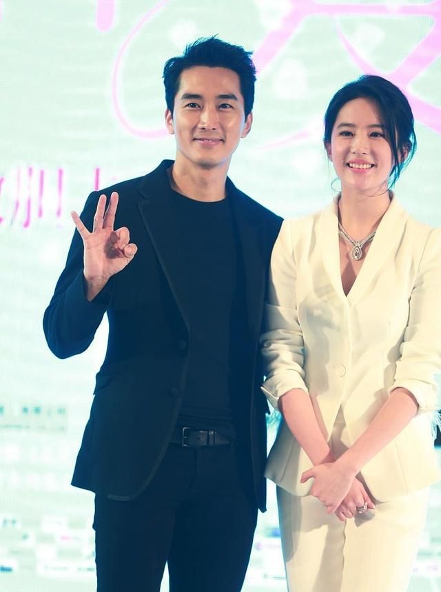 宋承宪有意复合?点赞旧爱刘亦菲微博