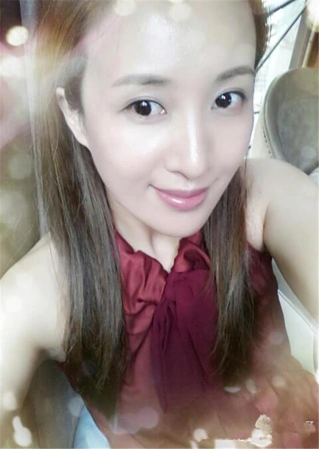 "吕子乔"藏了10年老婆,居然客串过爱情公寓,颜值不输陈美嘉|曹晓雯|吕