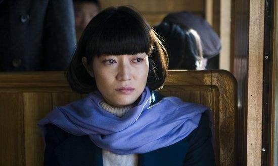 松峰莉璃:在中国娱乐圈跑了10年龙套,因电视剧《伪装者》被人知