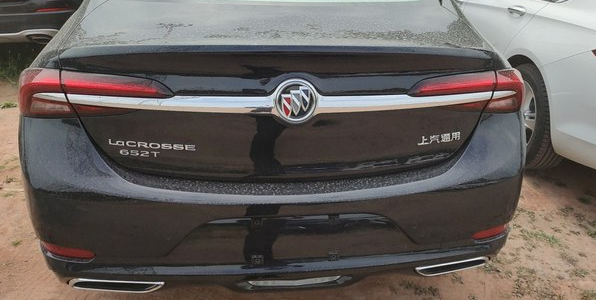 2020款别克君越完成升级配20t9at换装652t尾标2298万起