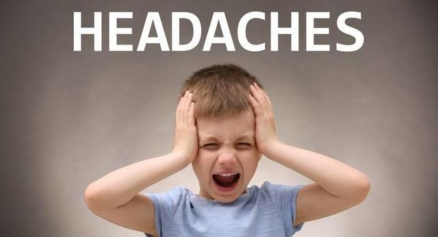 孩子乱发脾气,父母不用讲"道理"