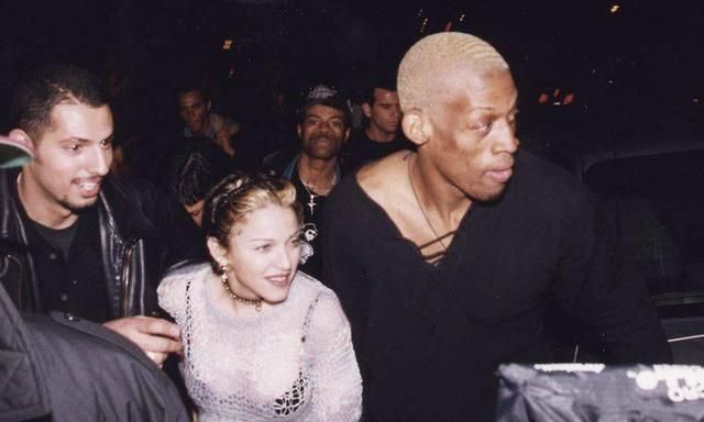 小蟲Rodman:瑪丹娜電話追到賭場說她正在排卵,派私人飛機接我去紐約造人!-黑特籃球-NBA新聞影音圖片分享社區