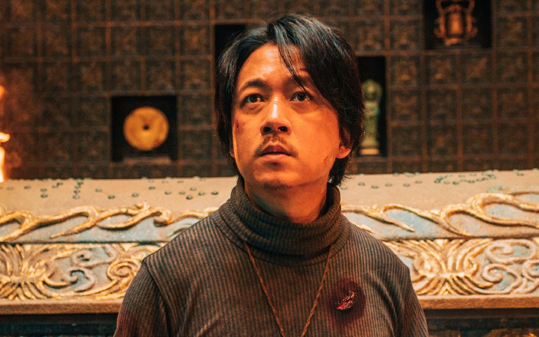 "胡八一"霸气外露,潘粤明却被同伴吓到缩脑袋,过于怂萌可爱!