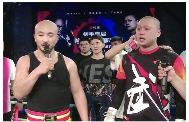 越媒关注一龙大战刘二狗,越南网友吐槽:比赛就像猫在抓挠