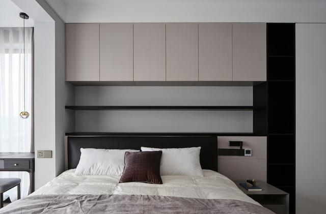 她160㎡大宅，舍弃房间后，大气极了，超大落地窗很让人羡慕