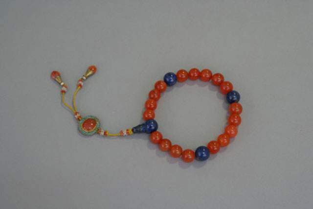 《雍正王朝》:年羹尧临死前要把手串还给雍正,究竟是啥意思?