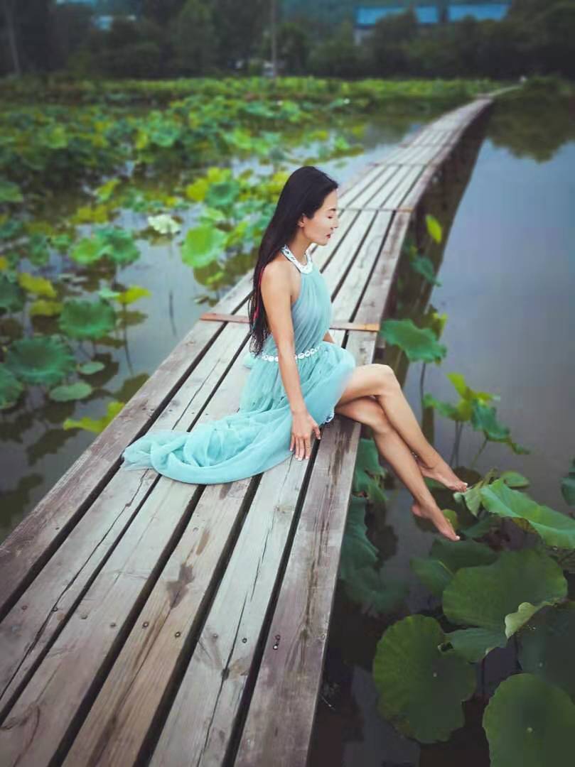 50岁健身辣妈刘叶琳说你流的每一滴汗都是对抗衰老的子弹