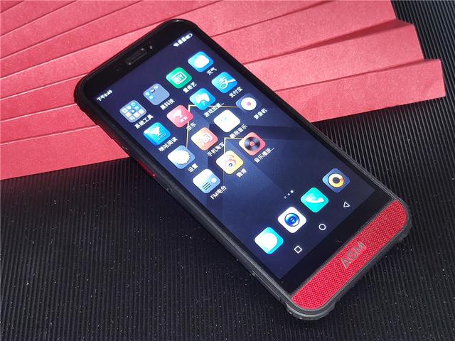 金嗓子手机老人听的清agmh2三防智能手机体验