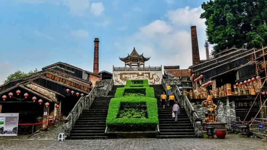 广东佛山"最火热"的古镇,被誉为"南国陶都"