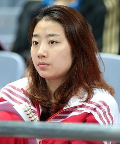 摘下口罩,看姚迪的成长轨迹|姚迪|二传|中国女排_新浪新闻