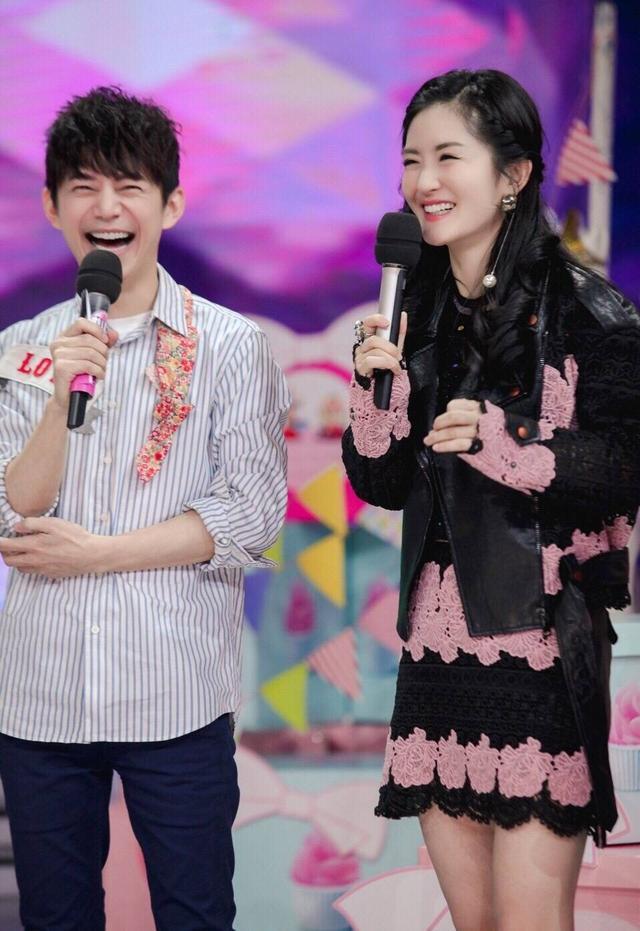 杨幂上李佳琦直播被赞高情商|李佳琦|何炅|杨幂_新浪新闻