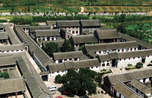山东最大的地主庄园，占地面积高达2万平方米，被誉为民间故宫！