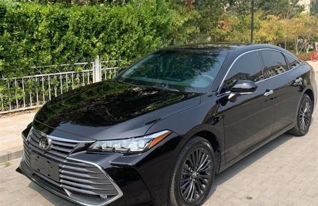 25万的丰田亚洲龙真的贵吗?车主用车6个月后说了心里话