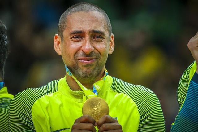 塞尔吉奥——排粉心目中的男神,即将退役,怎一个不舍了得!