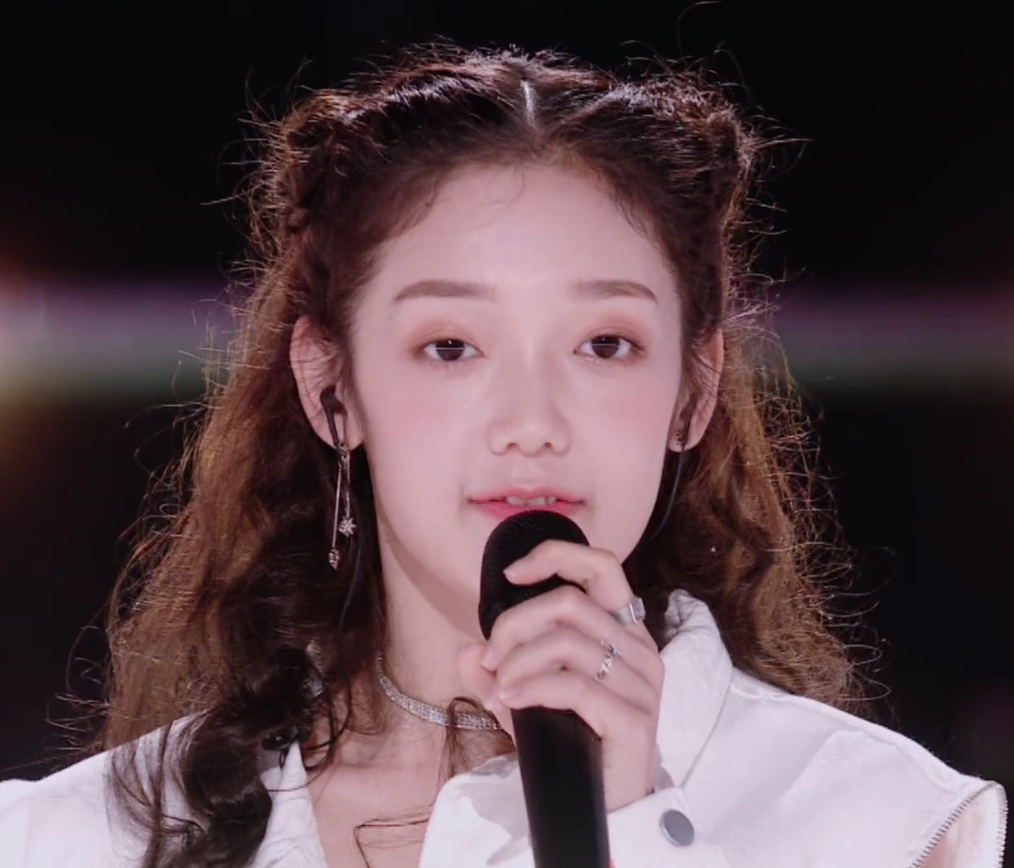 开局劝退,声乐惊艳