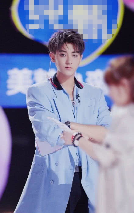 《创3》为何完胜《青你2》？黄子韬发飙这番话才能培养出优秀学员