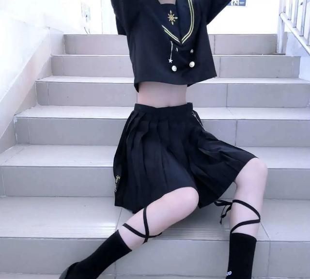 她们的腿好细,真的好细……|美腿|分队|瘦腿_新浪新闻