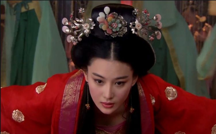 从青楼侠妓到抗金巾帼,梁红玉击鼓战金山,连敌人都对她敬重!