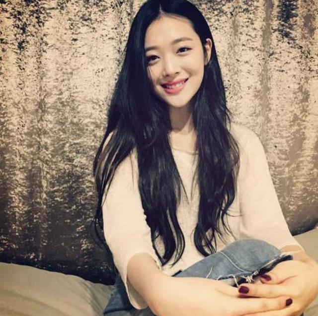 姚晨在社交网站发文并且还写道:生日快乐,美丽就是真理.