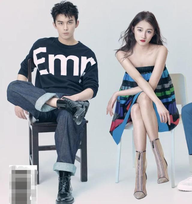 吴磊和关晓彤聊天记录谁注意到两人给的链接你们才多大