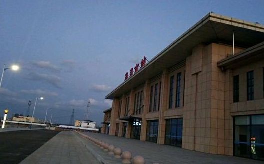 山东蓬莱主要的铁路车站——蓬莱市站