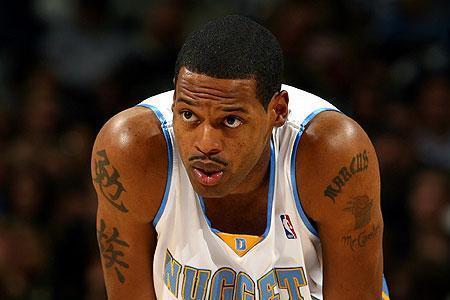 石佛邓肯生涯15次防守阵容历史第一,但他从未拿过最佳防守球员