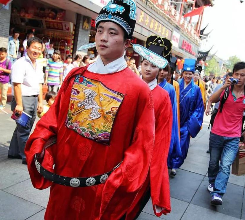 古代的状元,相当于现在的什么学历?看完你可能不敢相信