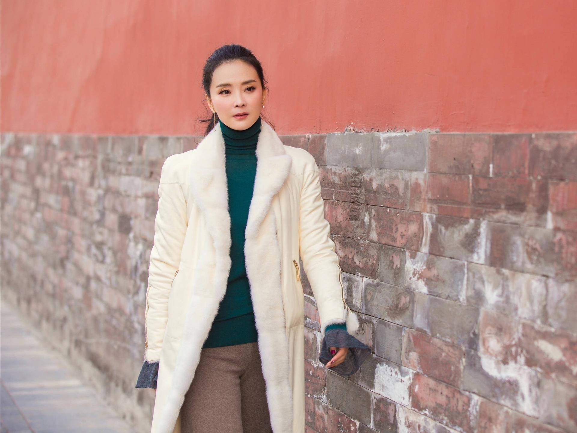 从陈瑶到孙莉再到王艳,几位都是实力派演员的代表,但或许正是因为双男