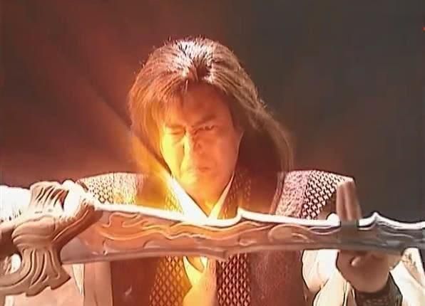 这三大奇功分别是大悲赋,摧心掌以及灭绝十字斩