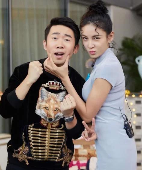 有种颜值叫不公平遗传上帝吻了杨迪的妹妹却一巴掌给了杨迪