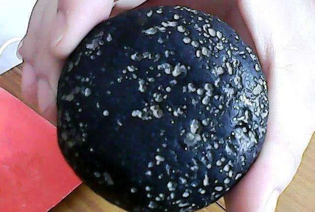 农村的一种叫天星屎的东西卖到1000元一个收购商疯抢