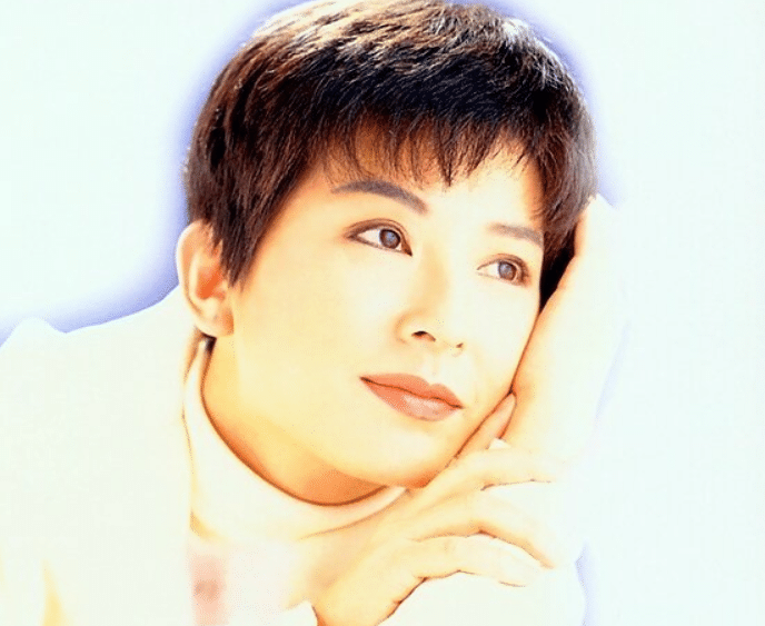 曾经大红大紫,如今只能打工的3位影星,最后一位曾是天后!