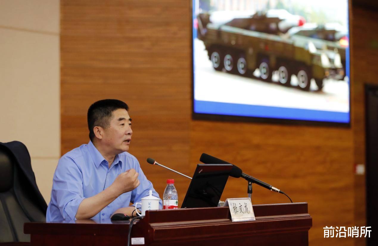 军事专家杜文龙如果说,美国真的挑起战争,那么全球核战可能就一触即发