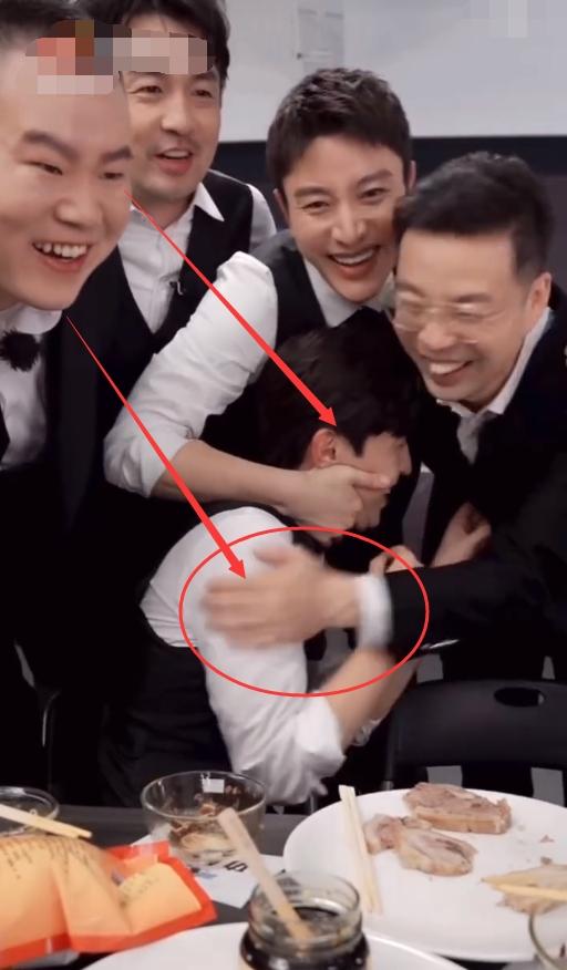 邓伦口误番茄台说成芒果谁注意极挑团反应关系一目了然