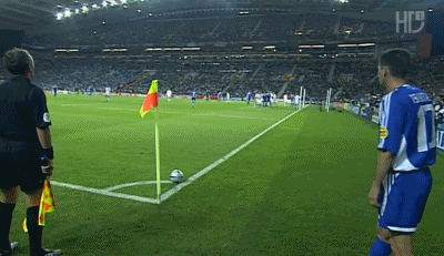 罗本凌空抽射打进死角,拜仁2-3曼联,总比分4-4,凭借客场进球多优势