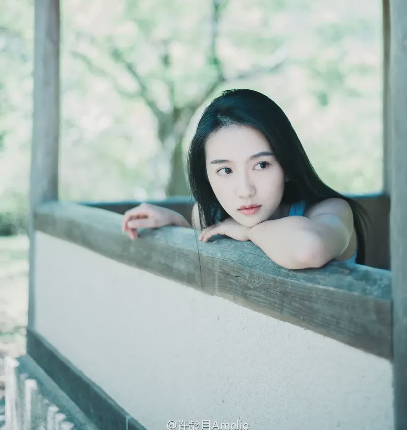 她是《清平乐》禾儿,曾亲密对戏沈腾,出道被郭敬明