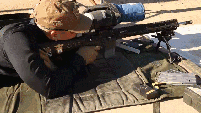 用穿甲弹射击钛板甲就知道了|钛合金|机枪|狙击步枪_新浪新闻