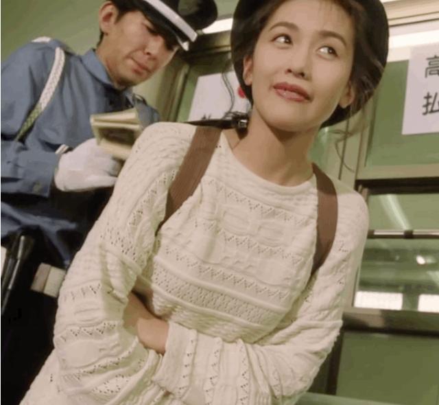 工藤静香颜值问题和陈德容很像脸歪左右不对称年纪越大很明显