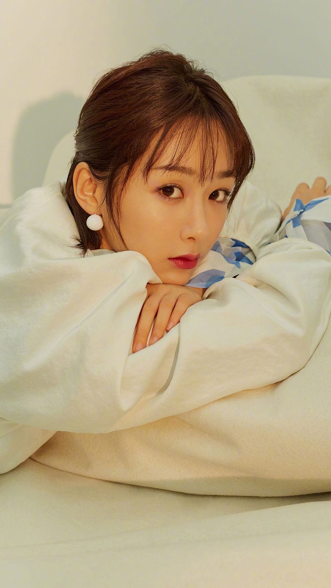 第十八期百度人气女明星排行榜出炉,热巴第三杨紫第二,第一是她