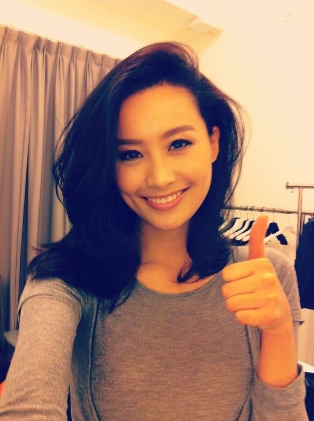 《师奶兵团》里的angela,都是一些不痛不痒的角色,始终没有给陈法拉