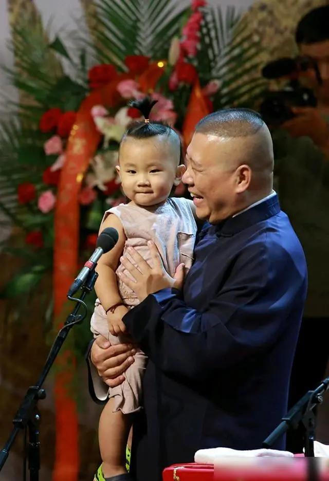 郭德纲小儿子,德云社未来少班主郭汾阳