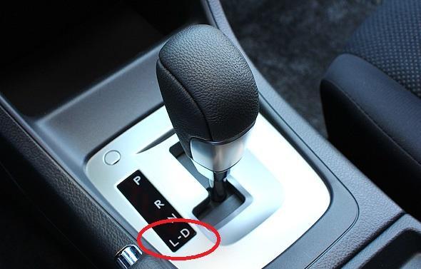 开自动挡还一直挂d档?学会这几招,不仅效率高还能省油