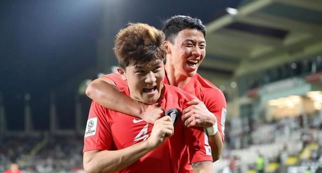 韩媒吐槽中国球迷玻璃心,金玟哉只是陈述事实,没必要上纲上线休闲区蓝鸢梦想 - Www.slyday.coM 韩媒吐槽中国球迷玻璃心,金玟哉只是陈述事实,没必要上纲上线休闲区蓝鸢梦想 - Www.slyday.coM