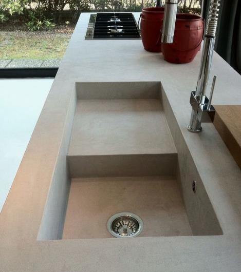 邻居家厨房水槽里装台阶,高低不平咋想的?了解功能后:真香!