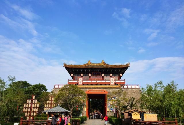 河南这个景区得到游客一致好评,连上4次央视报道,还有免费口罩