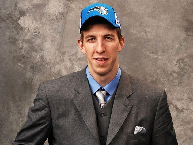 瓦兹奎兹宣布退役,曾是05年11号秀却从未登陆nba