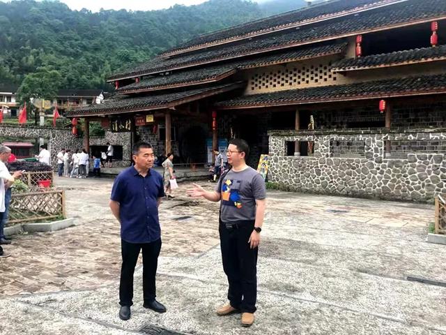 新邵县坪上镇:五一我在岗,劳动最光荣