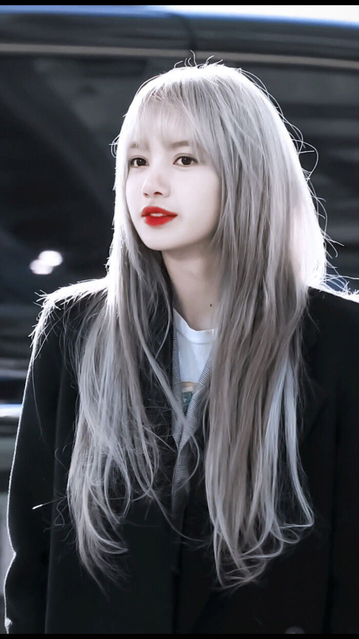 lisa遭黑粉威胁,粉丝呼吁公司保护好她,看见诉求网友心疼了